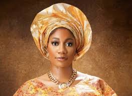 Sisi Alagbo Biography